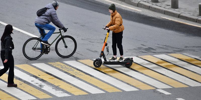 ПДД для двухколёсных: проверьте себя!