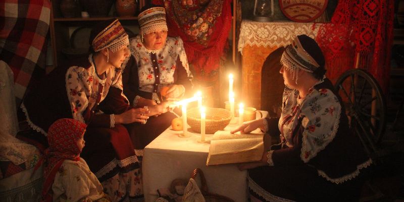 Масленичные гадания: какой ритуал предскажет вам будущее?